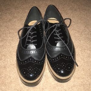 Elegant shoes for women
